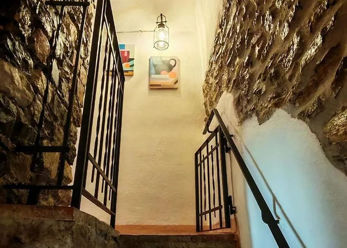 Vakantiehuis The Little House Of In The Medieval Walls *